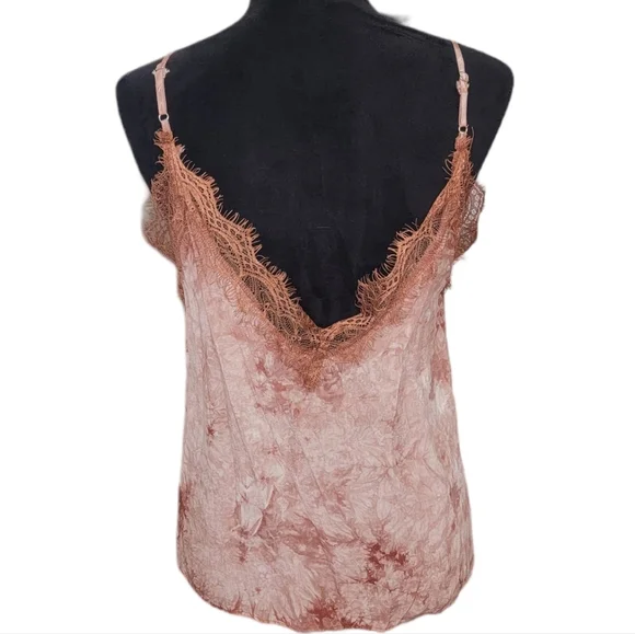 Vici Swing Into Spring Brown Tie Dye Lace Cami Size Medium - Picture 5 of 7